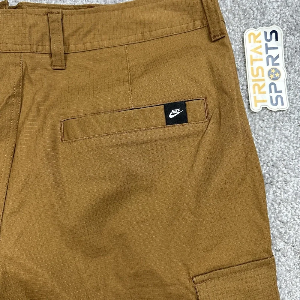 Nike Club Woven Cargo Shorts Mens Size 30 British Tan FN3517-281 Ripstop Utility